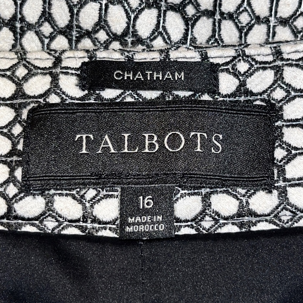 Talbots Chatham style pants, cream & black print, zipper on side, back pockets - Picture 12 of 13